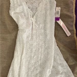 2X Soft Lace Nightie